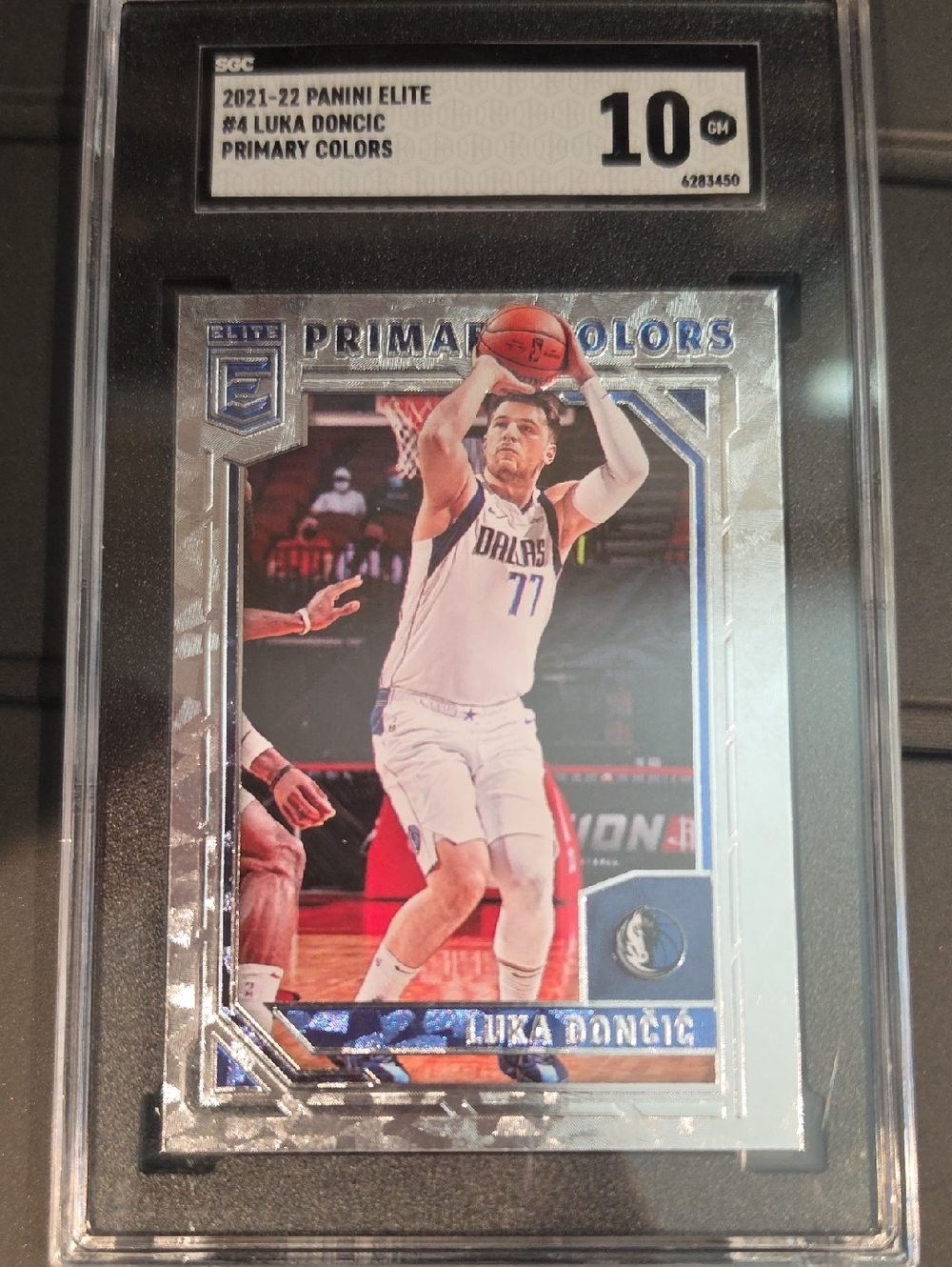 Panini Luka Doncic Primary Colors 2021 Donruss Elite #4 SGC 10 GEM MINT